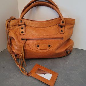 BESSO LEATHER HANDBAG CAMEL MEDIUM- LARGE